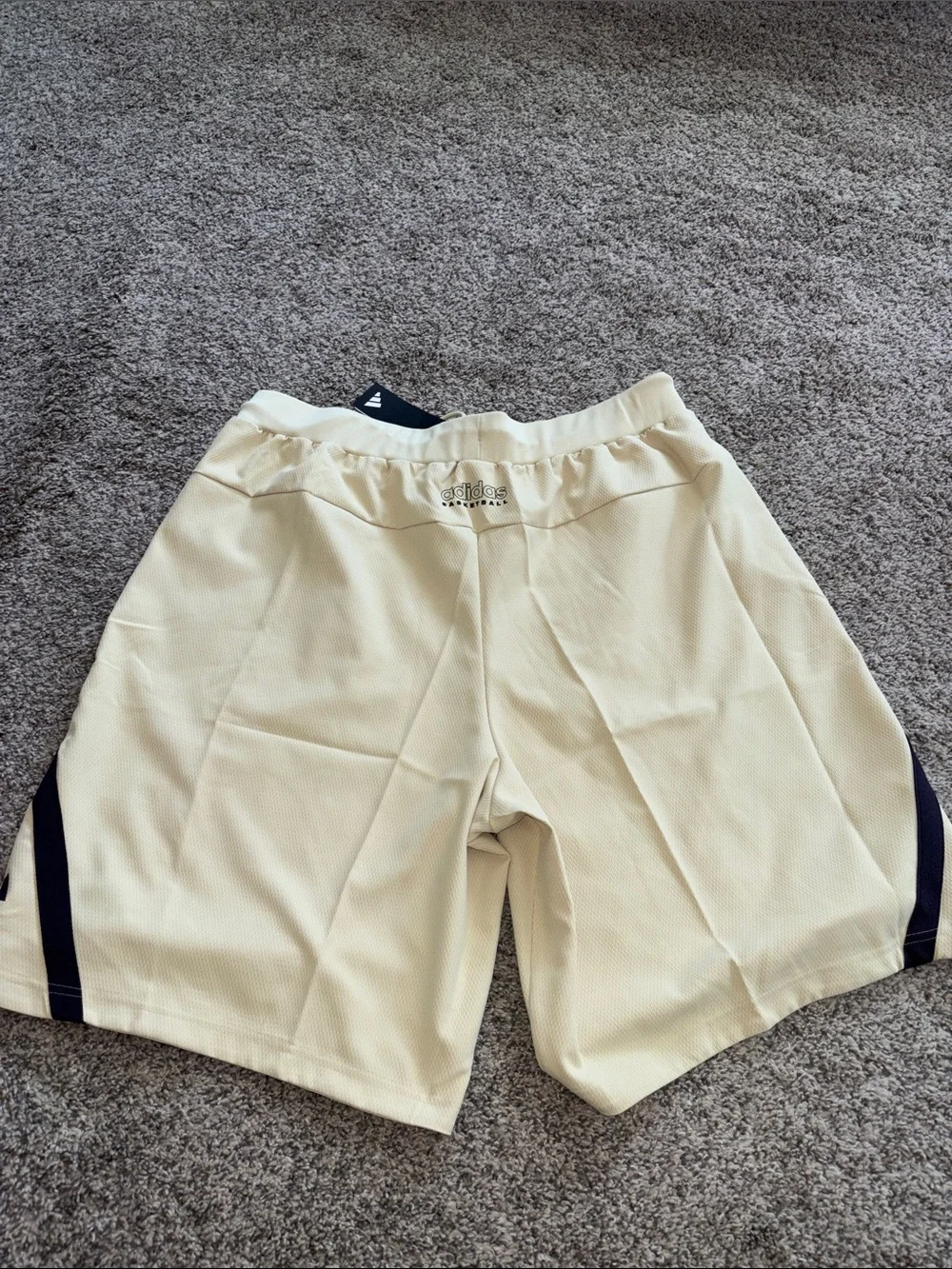 Adidas Basketball Shorts size 2XL NWT